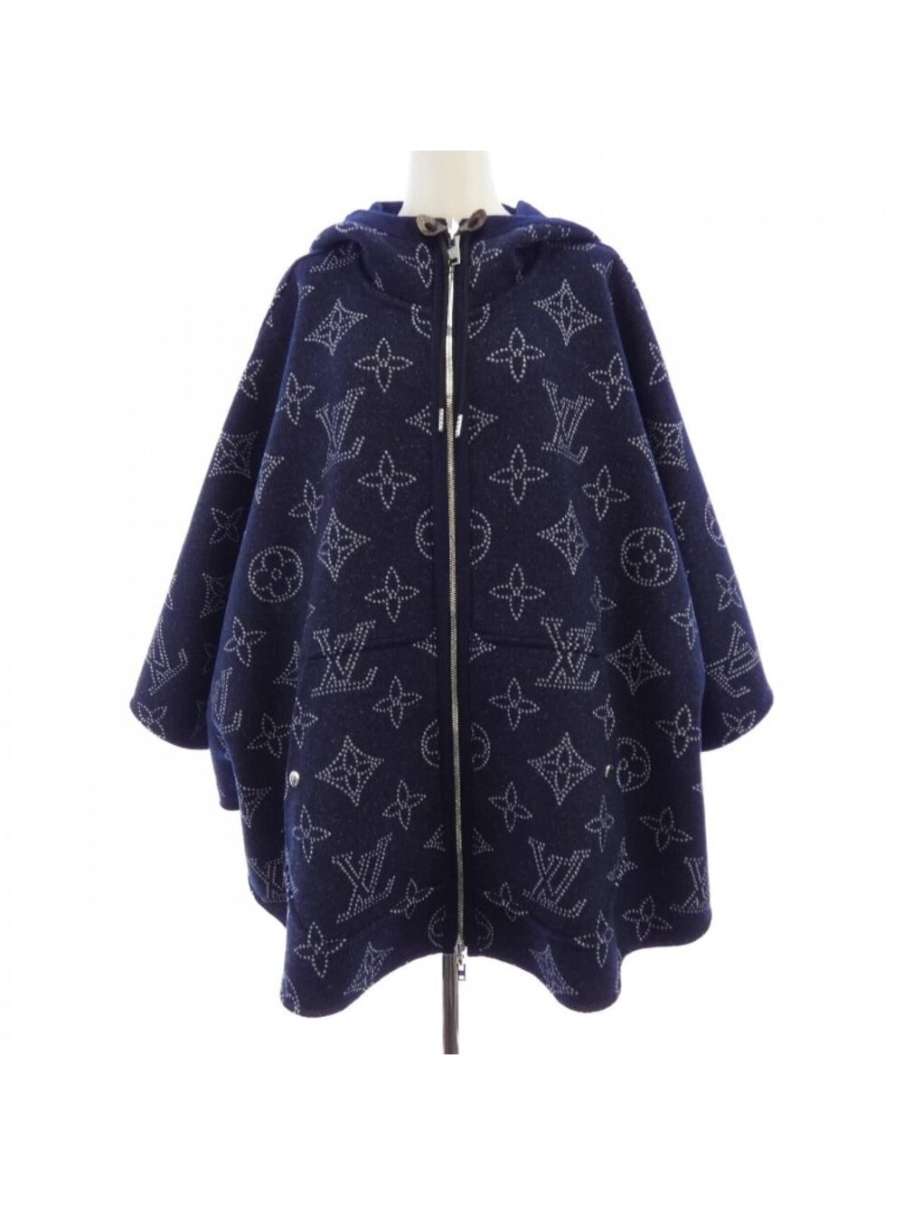Louis Vuitton Reversible Mahina Monogram Cape